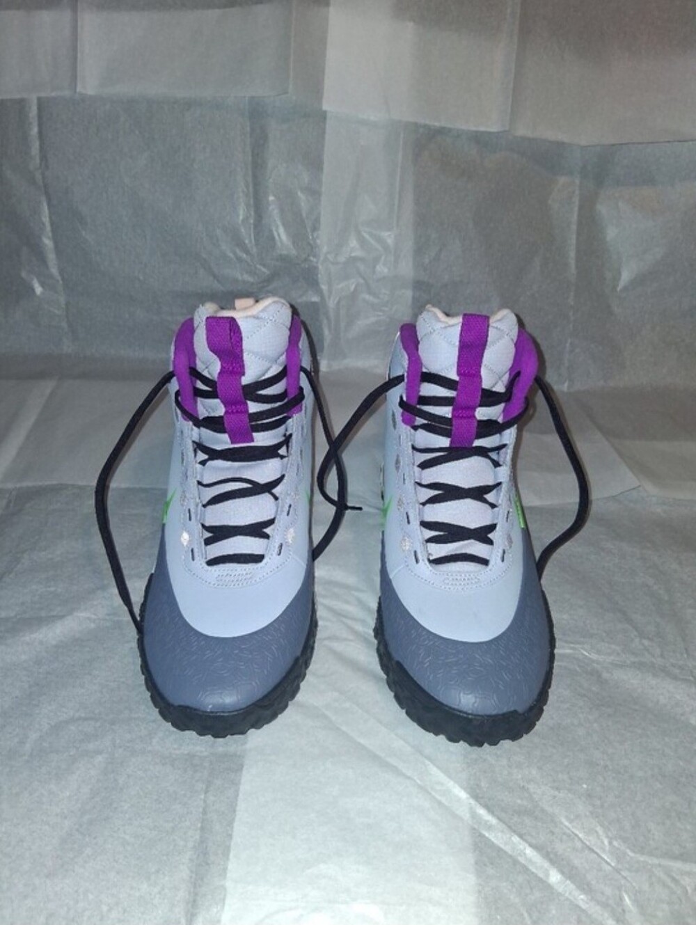 Nike Boots Brand New, Women 8.5